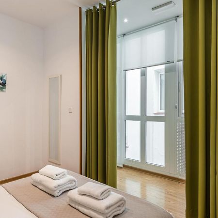 Waou Apartamentos En Sol Confort 7 Madryt Zewnętrze zdjęcie