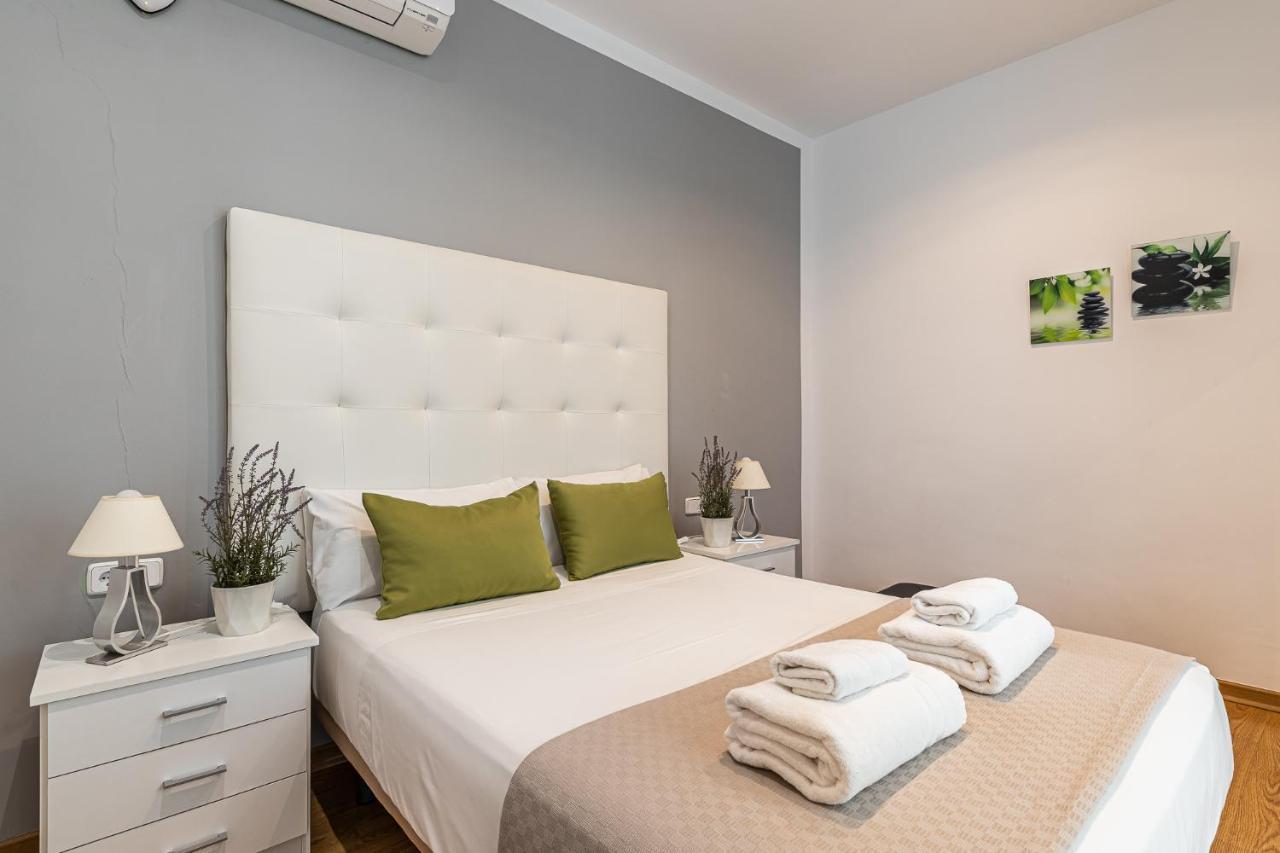 Waou Apartamentos En Sol Confort 7 Madryt Zewnętrze zdjęcie